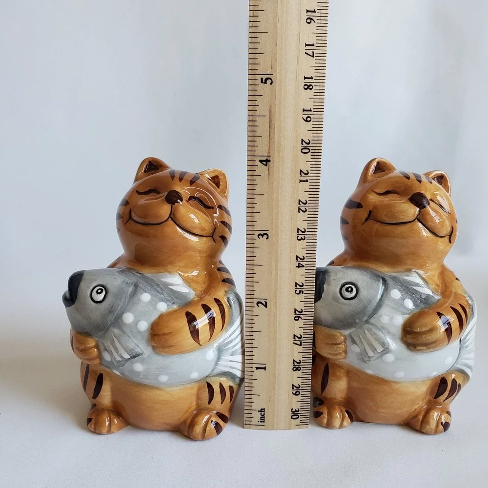 Ginger Orange Cat Salt And Pepper Set Stripped Tabby Holding Fish
